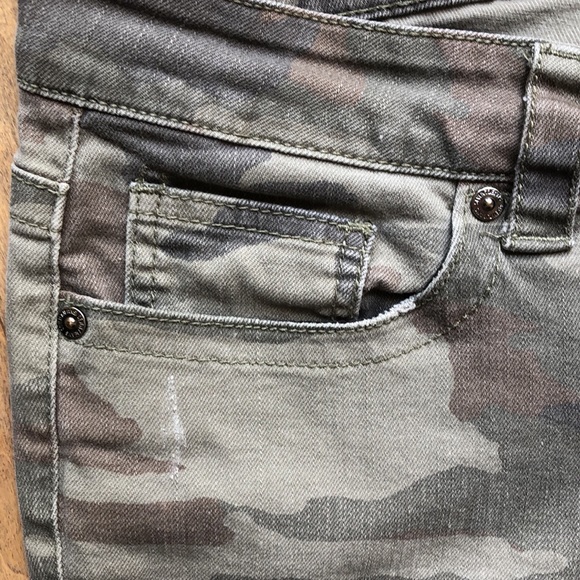 Seven7 Jeans - Picture 5 of 5